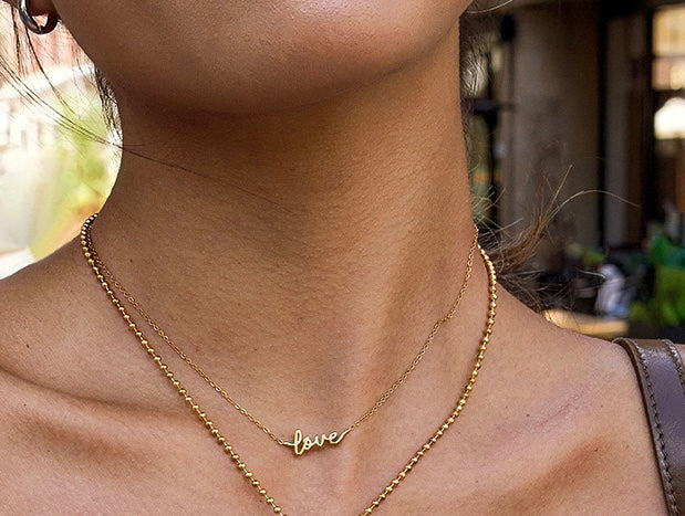 ADELE CPH DENMARK - LOVE halskæde. Vandfast