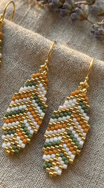 #1141 Blade Flaske/creme/karry/sartrosa/guld