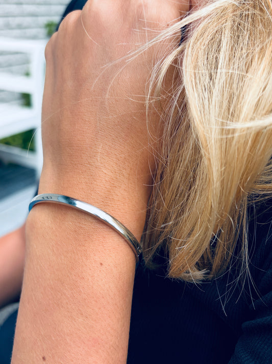 ADELE CPH DENMARK - Simpelt Bangle / Vandfast