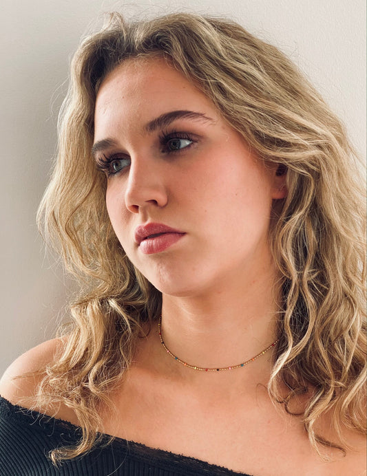 #198 Halskæde med farvede emaljekugler