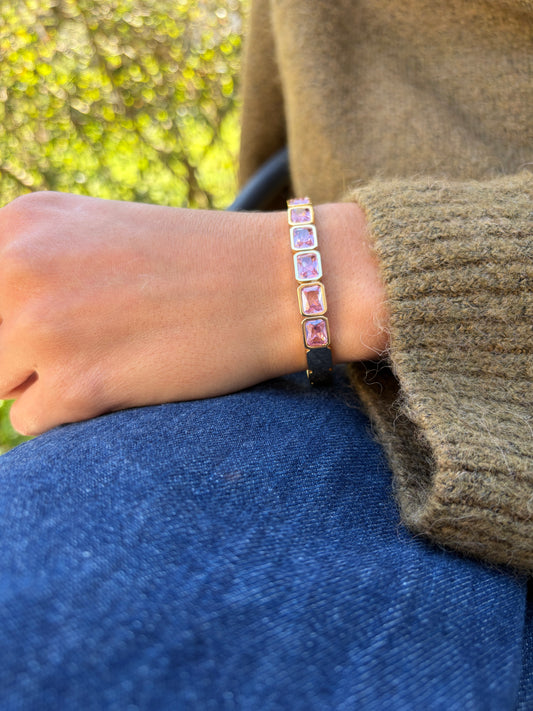 ADELE CPH DENMARK - Firkantet rosa zirkon armbånd. Vandfast