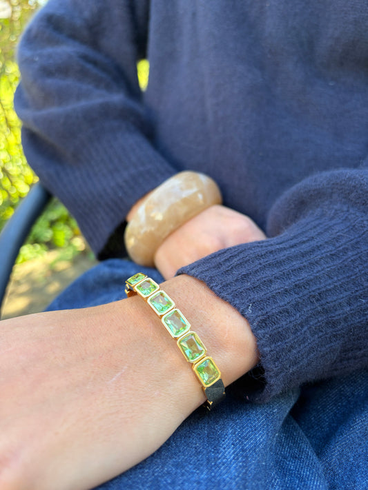 ADELE CPH DENMARK - Firkantet grønne zirkon armbånd. Vandfast